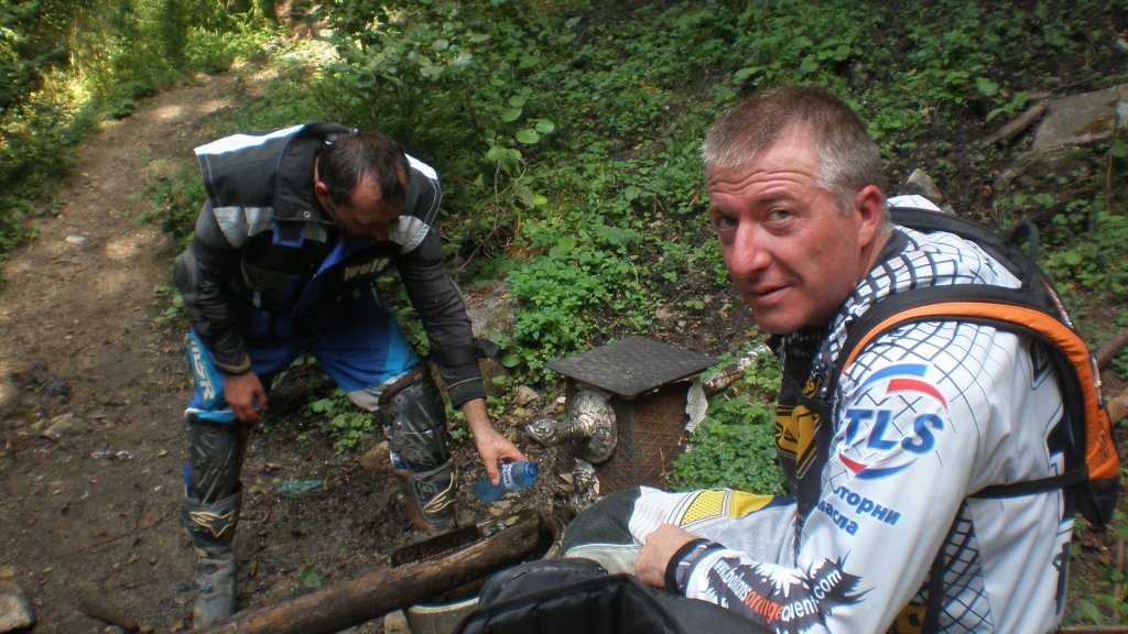 Натиснете снимката за да я уголемите

Име:P8180756.jpg
Прегледи:2
Размер:158.2 КБ
ID:5400673