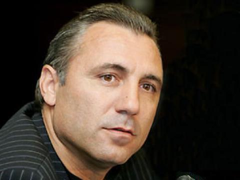 Натиснете снимката за да я уголемите

Име:stoichkov.jpg
Прегледи:1
Размер:15.9 КБ
ID:6512663