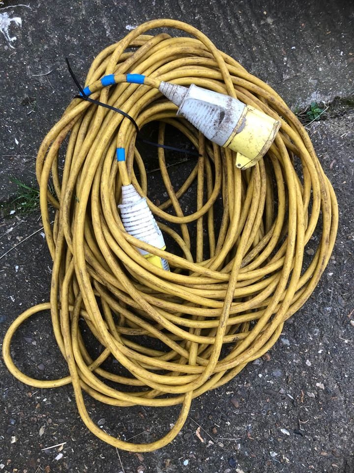 Натиснете снимката за да я уголемите  Име:110Volts-32Amps-or-more.jpg Прегледи:0 Размер:223.9 КБ ID:6589249