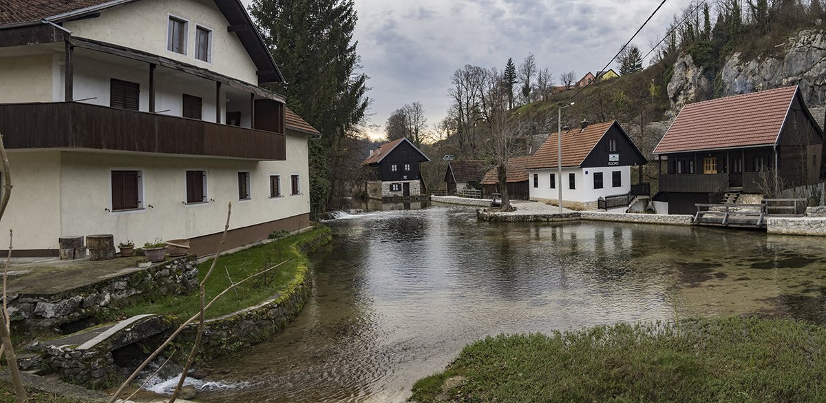 Натиснете снимката за да я уголемите  Име:PC010688.jpg Прегледи:0 Размер:205.6 КБ ID:6598455