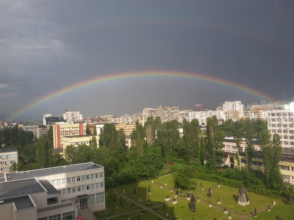 Натиснете снимката за да я уголемите

Име:Rainbow.jpg
Прегледи:1
Размер:137.7 КБ
ID:5718261