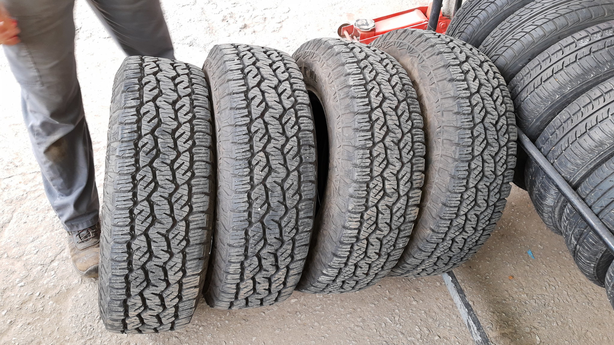 Продавам гуми 235/75R15, 235/75/15, 235*75*15 - OFFRoad-Bulgaria.com