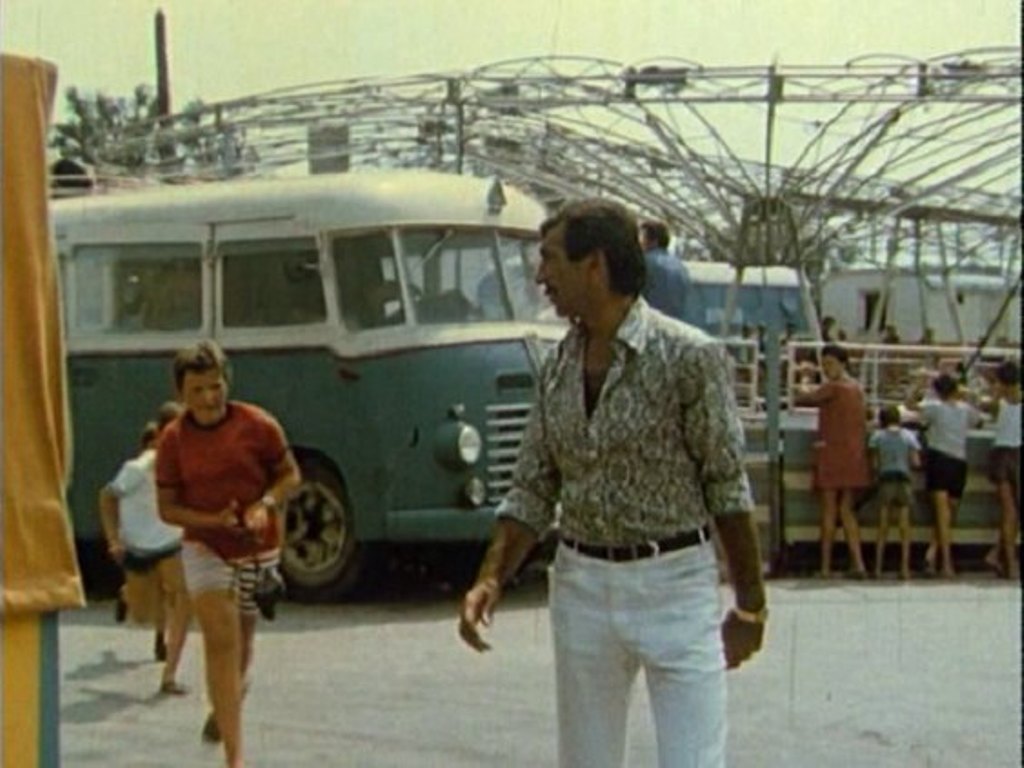 Натиснете снимката за да я уголемите

Име:1972.jpg
Прегледи:931
Размер:106.7 КБ
ID:6619643