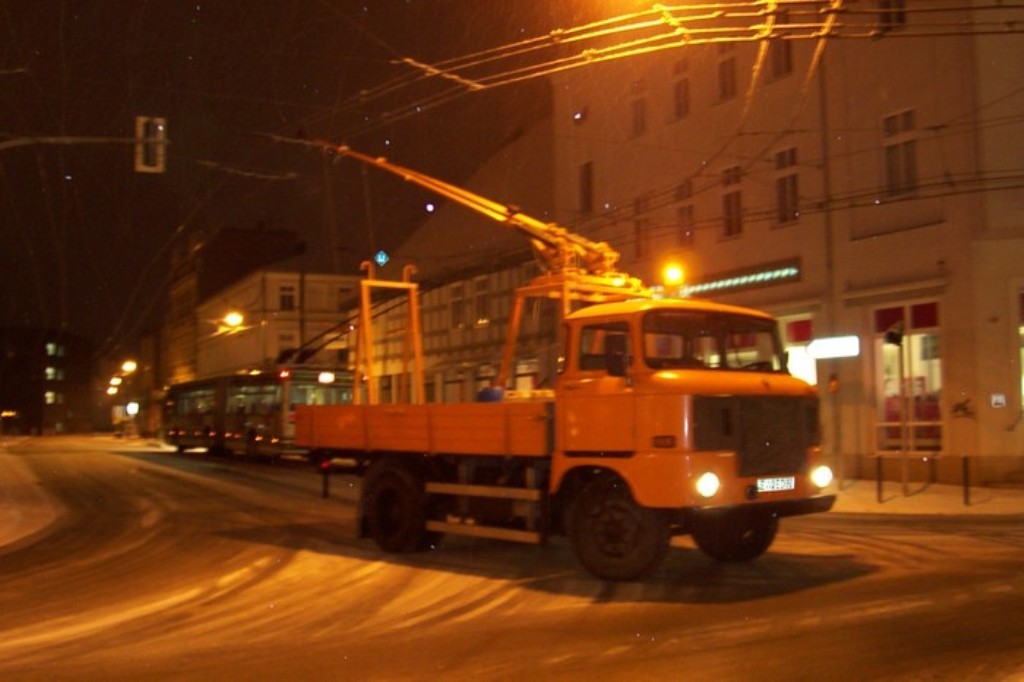 Натиснете снимката за да я уголемите

Име:22-3-@-IFA W 50 L-troleyvoz s kojuh na radiatora-.jpg
Прегледи:681
Размер:107.7 КБ
ID:6635083