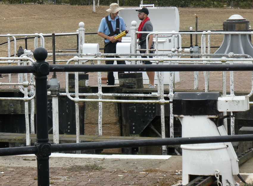 Натиснете снимката за да я уголемите

Име:1 (9).JPG
Прегледи:211
Размер:270.4 КБ
ID:6635772