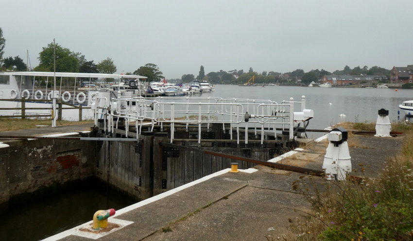 Натиснете снимката за да я уголемите

Име:1 (12).JPG
Прегледи:209
Размер:165.2 КБ
ID:6635775