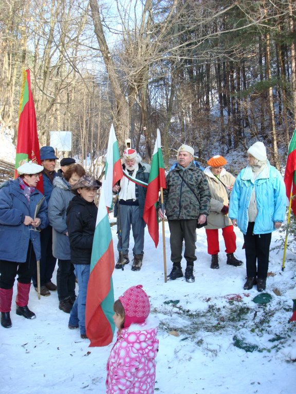 Натиснете снимката за да я уголемите

Име:spisarevski 055.jpg
Прегледи:2
Размер:148.4 КБ
ID:5237151