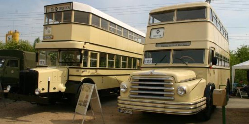 Натиснете снимката за да я уголемите  Име:-@-Do 54 LOWA Bautzen-1956 i Bussing D 2-1934-expozitzionni- (2).jpg Прегледи:0 Размер:62.7 КБ ID:6681633