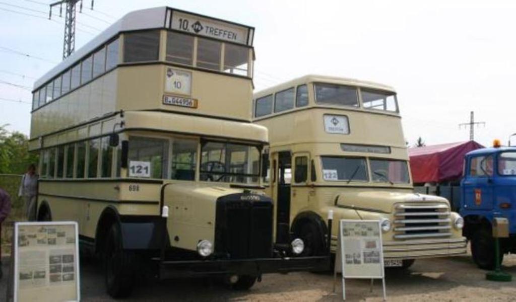 Натиснете снимката за да я уголемите  Име:-@-Do 54 LOWA Bautzen-1956 i Bussing D 2-1934-expozitzionni-.jpg Прегледи:0 Размер:58.4 КБ ID:6681634