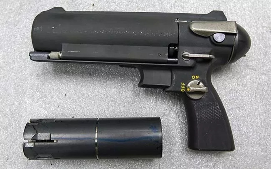 Натиснете снимката за да я уголемите

Име:MK1_UnderwaterDefenceGun.jpg
Прегледи:122
Размер:135.4 КБ
ID:6689864