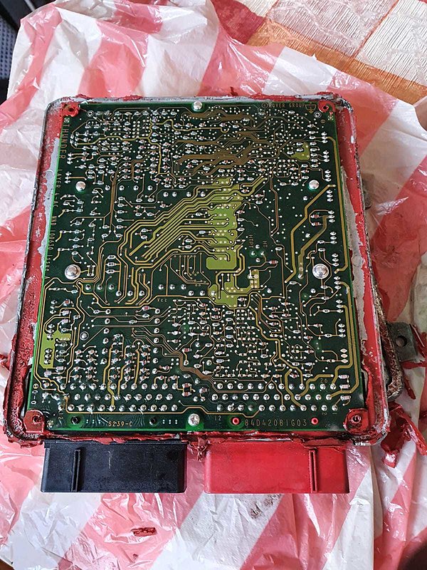 Натиснете снимката за да я уголемите  Име:ECU1.jpeg Прегледи:0 Размер:255.9 КБ ID:6723085