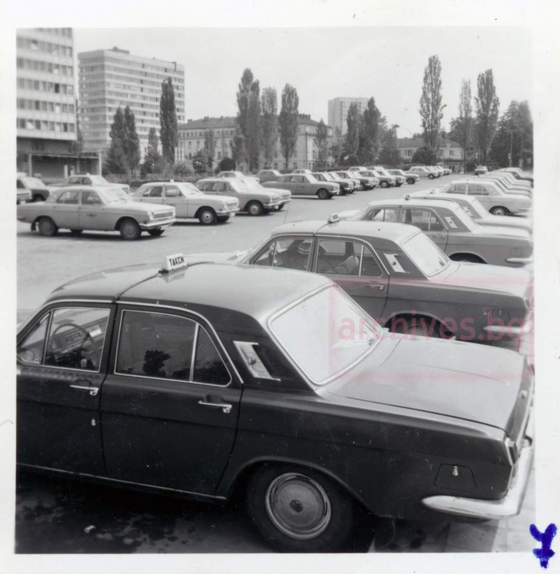 Натиснете снимката за да я уголемите  Име:12019910_001_m.jpg Прегледи:0 Размер:88.1 КБ ID:6743698