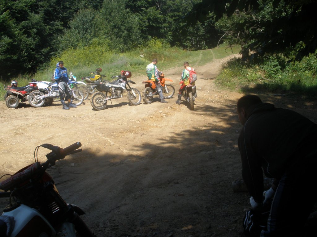 Натиснете снимката за да я уголемите

Име:P8070007.jpg
Прегледи:2
Размер:155.4 КБ
ID:5295063