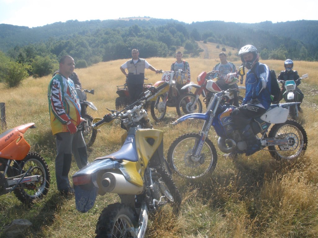 Натиснете снимката за да я уголемите

Име:P8070001.jpg
Прегледи:2
Размер:175.6 КБ
ID:5295059