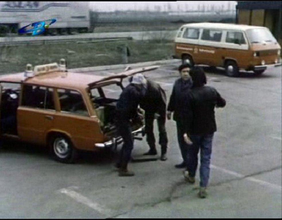 Натиснете снимката за да я уголемите  Име:32-6-11-1-@-VAZ 2102-universal-avtomobil za tehnicheska pomosht na Putna pomosht-SBA-.jpg Прегледи:2 Размер:89.1 КБ ID:6757072