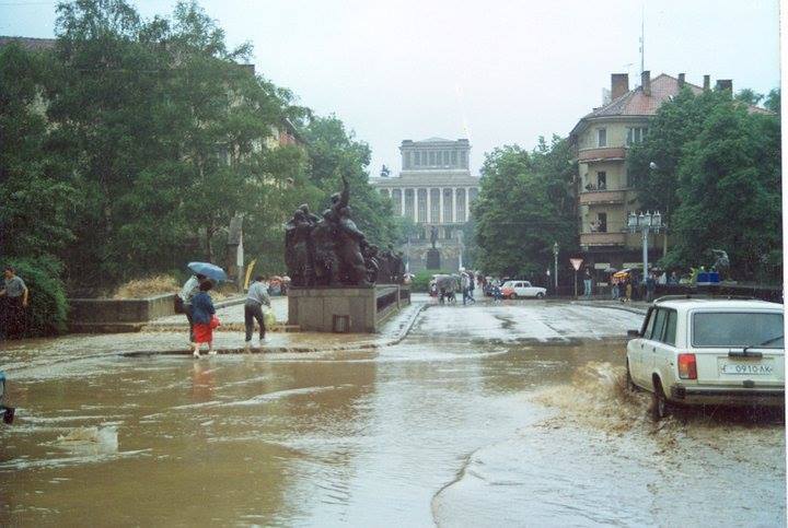 Натиснете снимката за да я уголемите

Име:41ba279c98629332327c935b293acf4e.jpg
Прегледи:628
Размер:59.8 КБ
ID:6760205