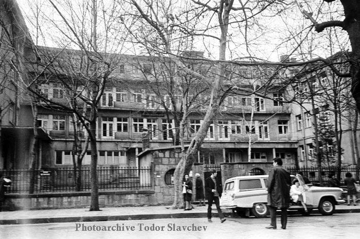 Натиснете снимката за да я уголемите

Име:шейново 1970.jpg
Прегледи:1641
Размер:84.9 КБ
ID:6802954