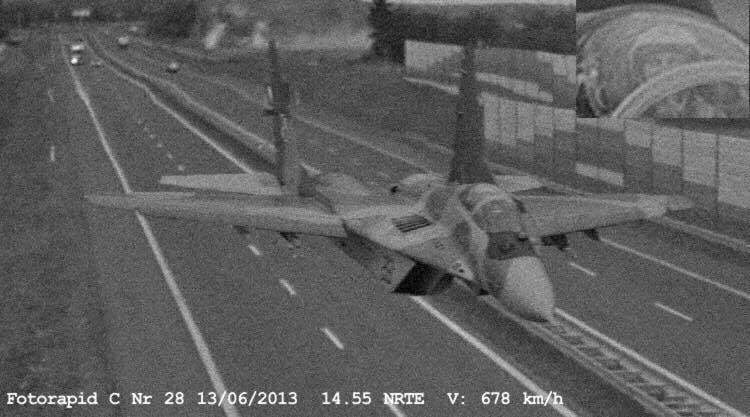 Натиснете снимката за да я уголемите

Име:PolishSpeedcam.jpg
Прегледи:963
Размер:42.8 КБ
ID:6814569