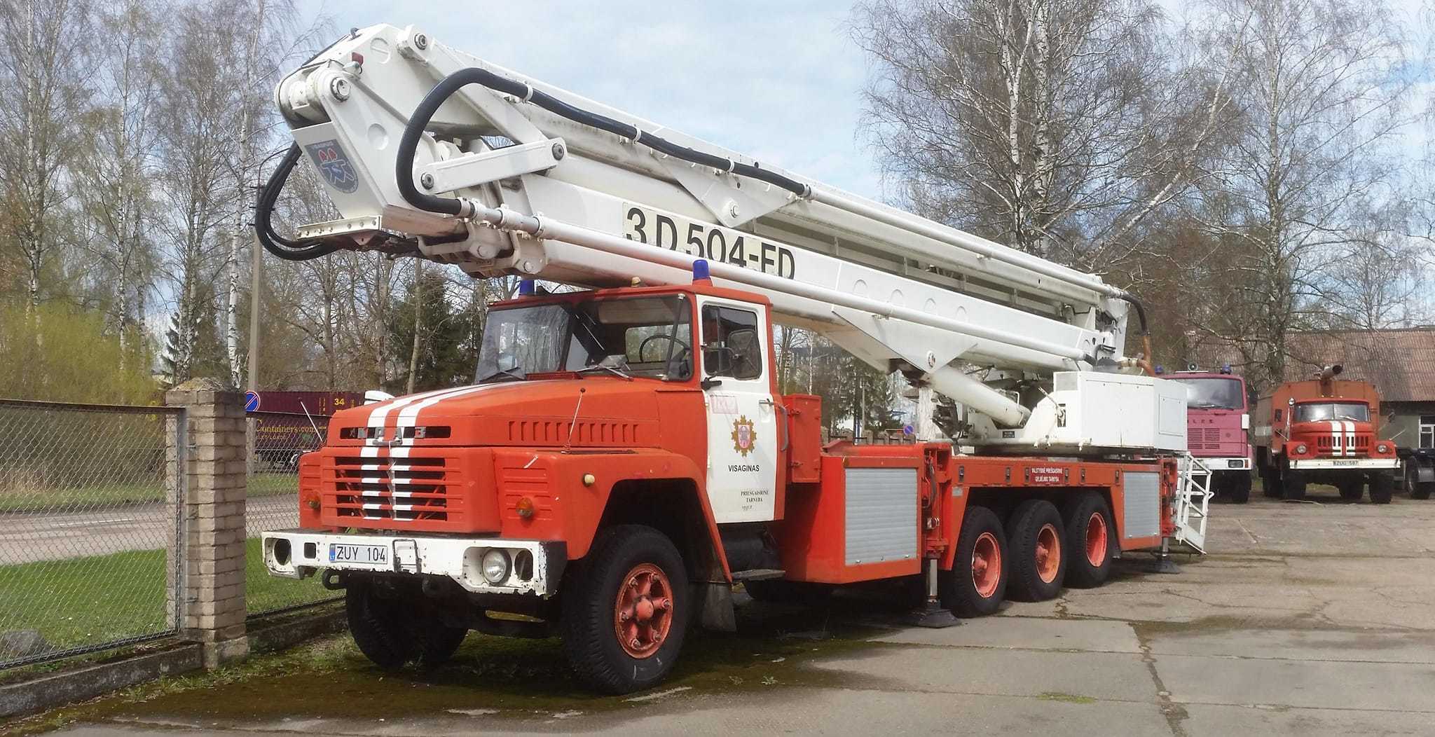 Натиснете снимката за да я уголемите

Име:85-11-0-3-1-@-KrAZ 250 &amp; 3 D 504 FD-protivopojaren avtomobil-.jpg
Прегледи:1165
Размер:282.0 КБ
ID:6817354