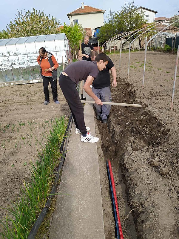 Натиснете снимката за да я уголемите

Име:IMG-84189006ce2c4b0f651f246b137891f3-V.jpg
Прегледи:1076
Размер:227.7 КБ
ID:6847942