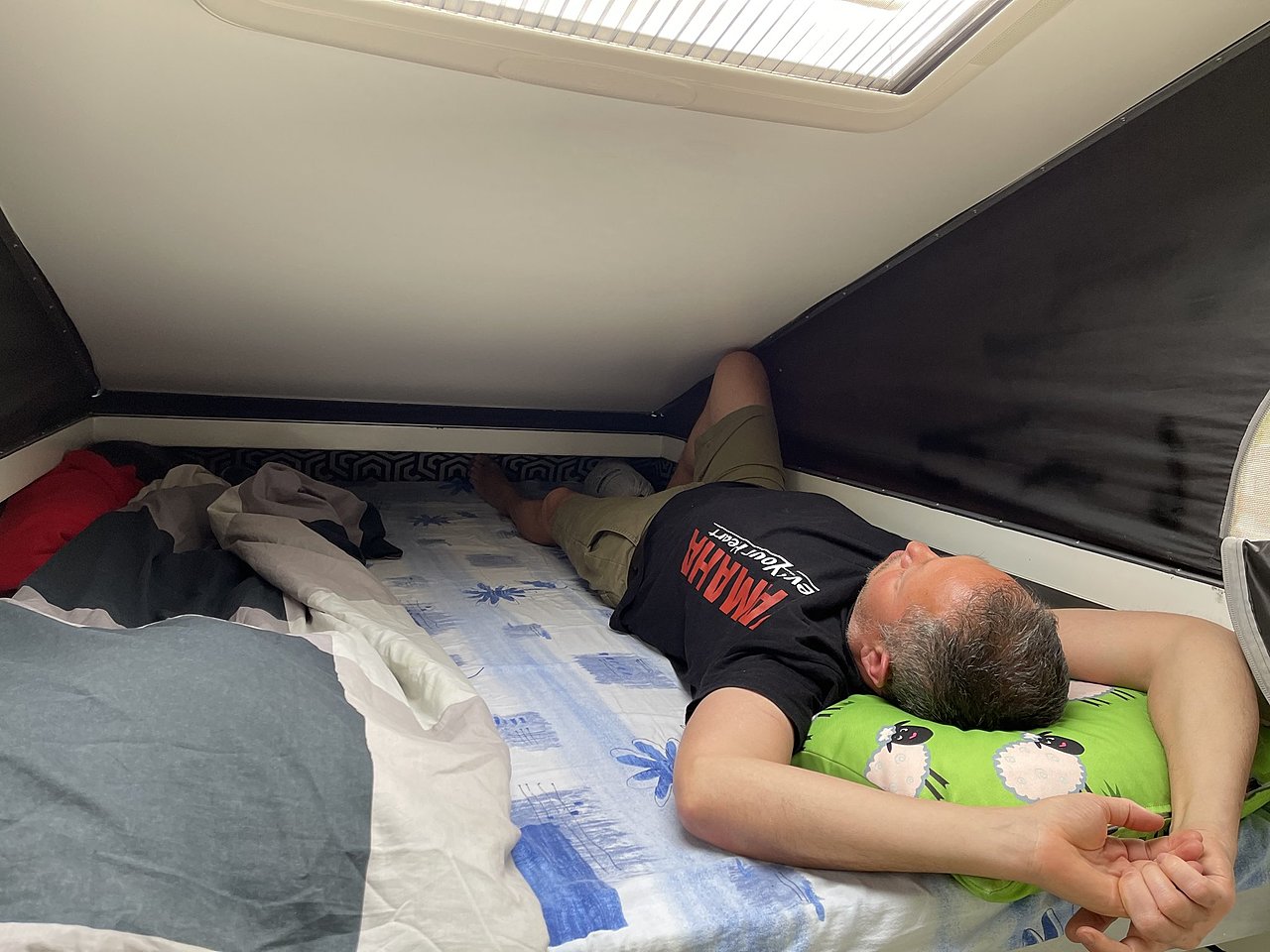 Натиснете снимката за да я уголемите

Име:AA369502-F168-4B6F-864A-D636736AD75D.jpeg
Прегледи:415
Размер:336.1 КБ
ID:6854026