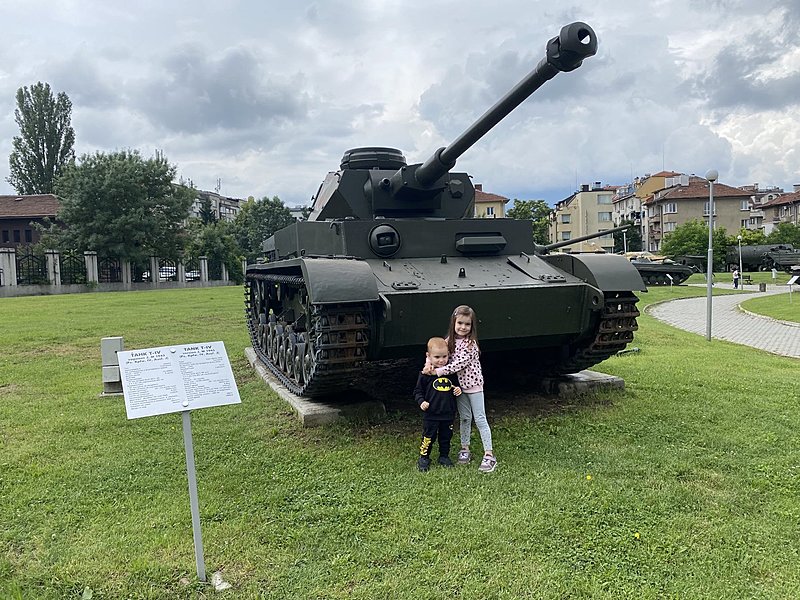 Натиснете снимката за да я уголемите

Име:IMG-77d9386b01992b7a52cb02fb453568bb-V.jpg
Прегледи:136
Размер:570.6 КБ
ID:6867431