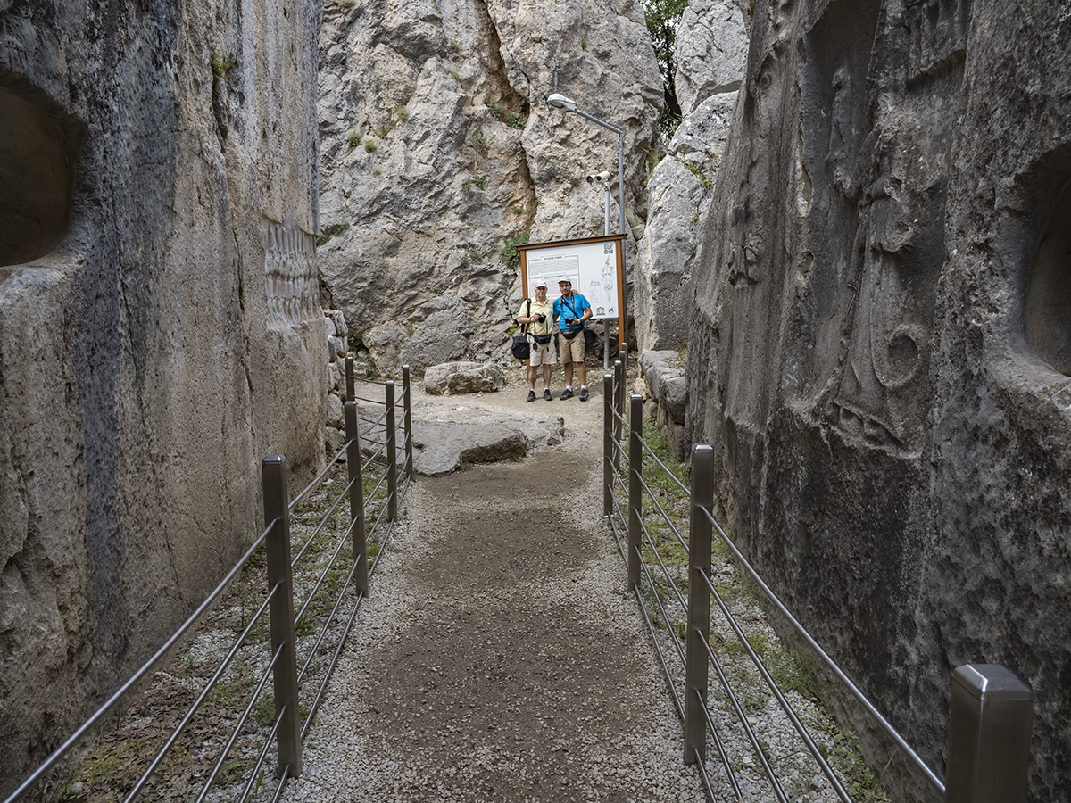 Натиснете снимката за да я уголемите

Име:P6111150.jpg
Прегледи:320
Размер:1.11 МБ
ID:6873517