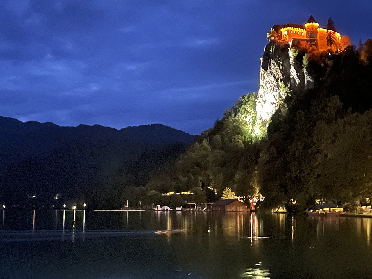 Натиснете снимката за да я уголемите  Име:867FAFD8-194F-424A-8616-B147AA217828.jpeg Прегледи:0 Размер:368.6 КБ ID:6883384