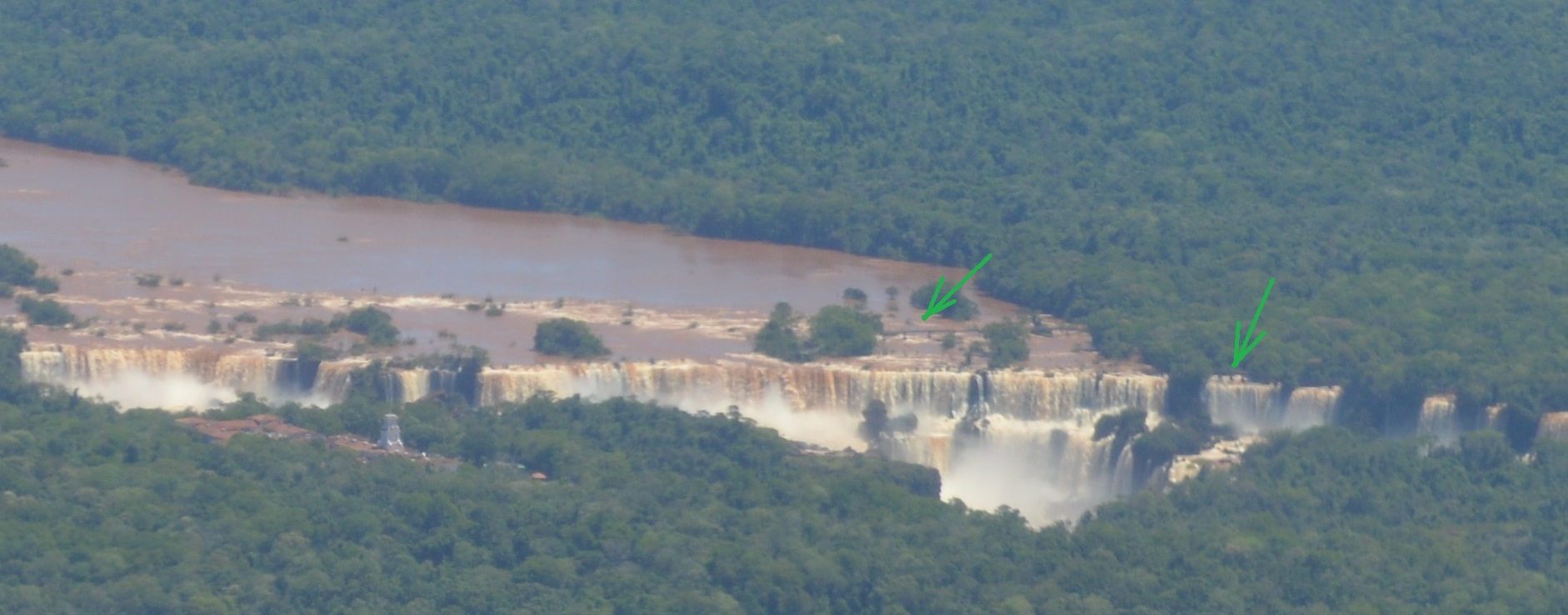 Натиснете снимката за да я уголемите

Име:Iguasu_DSC_0556C.jpg
Прегледи:687
Размер:274.4 КБ
ID:6920450