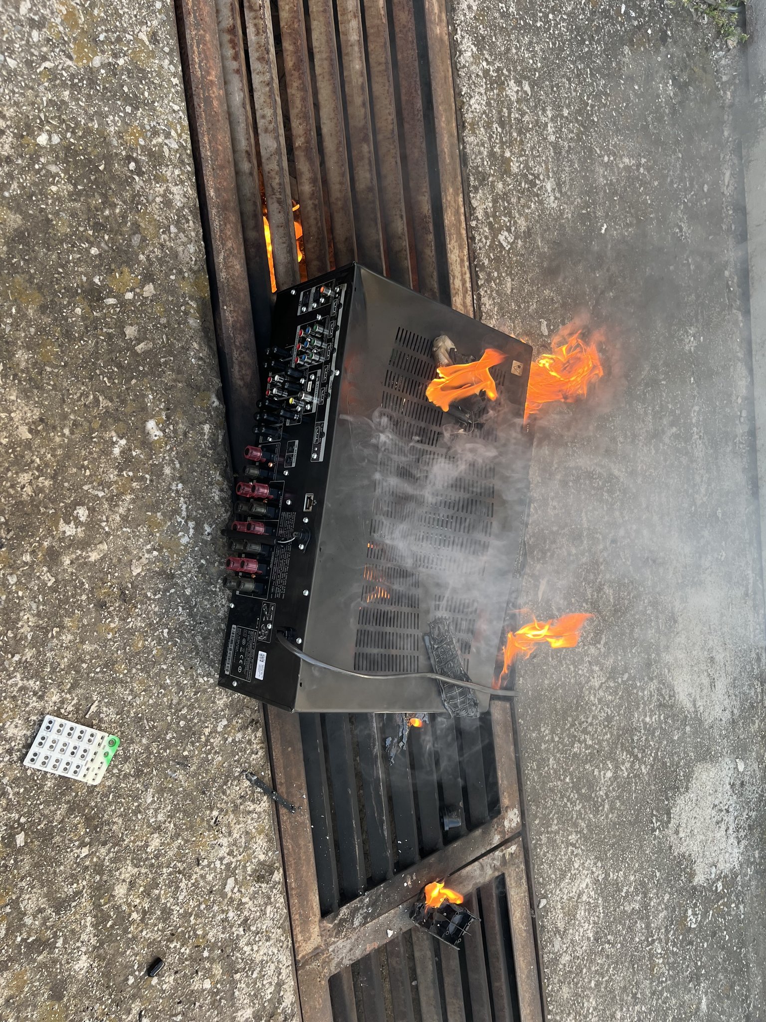 Натиснете снимката за да я уголемите

Име:IMG_0004.jpeg
Прегледи:139
Размер:934.3 КБ
ID:6922671