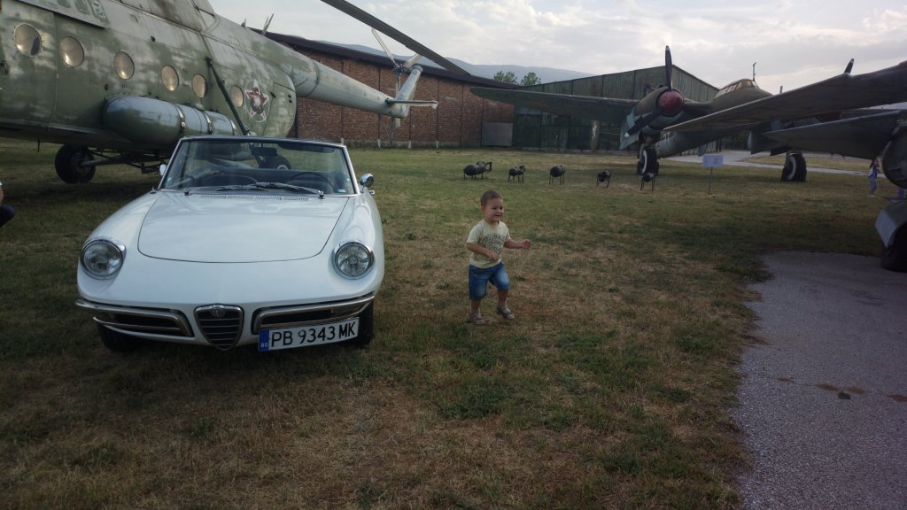 Натиснете снимката за да я уголемите

Име:2013-05-18-2164.jpg
Прегледи:2
Размер:115.7 КБ
ID:5484537