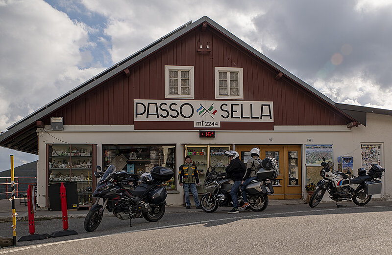 Натиснете снимката за да я уголемите

Име:780_2926.jpg
Прегледи:330
Размер:1.92 МБ
ID:6974068