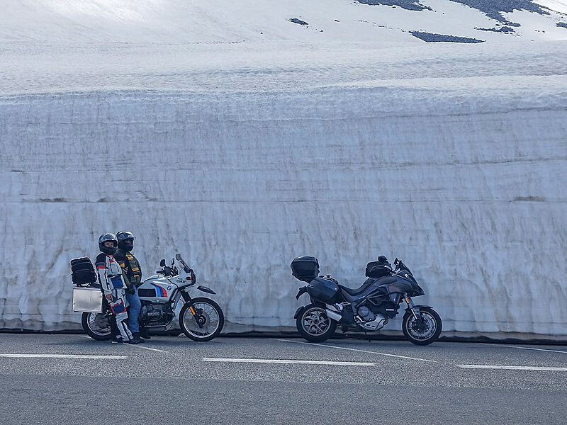 Натиснете снимката за да я уголемите

Име:448641729_10224560145417584_138079654544333846_n.jpg
Прегледи:225
Размер:1.39 МБ
ID:6975603