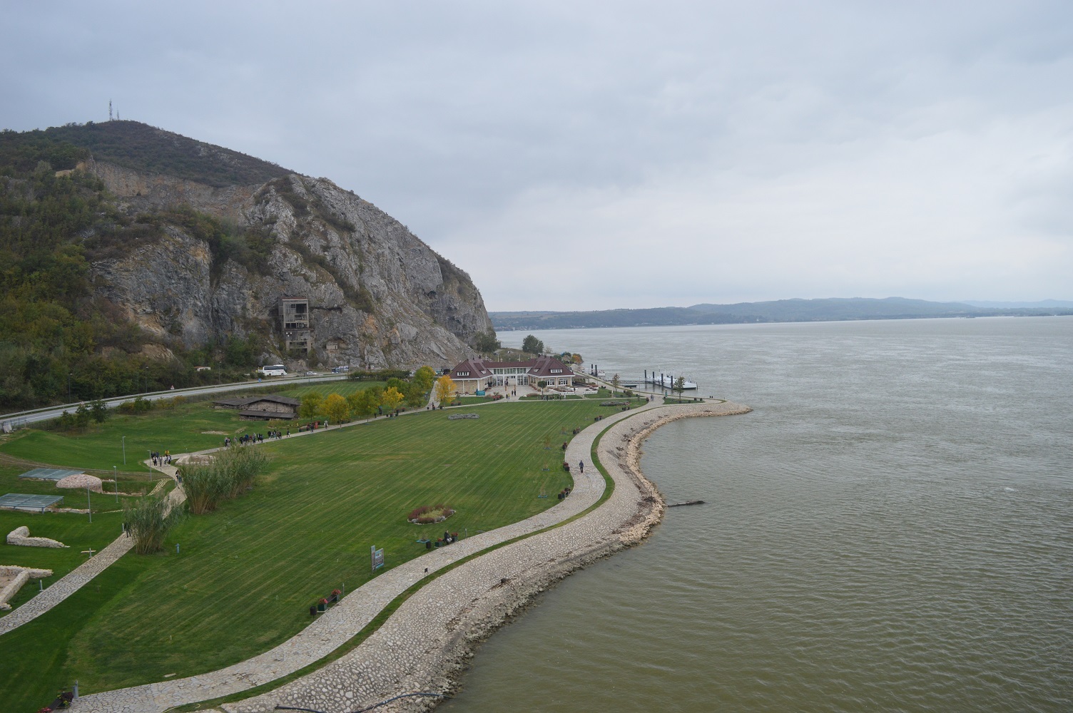 Натиснете снимката за да я уголемите

Име:DSC_0362.JPG
Прегледи:140
Размер:425.0 КБ
ID:6978414