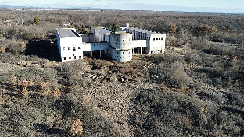 Натиснете снимката за да я уголемите

Име:dji_fly_20250125_151236_42_1737810791346_photo_optimized.jpg
Прегледи:152
Размер:796.0 КБ
ID:6986258