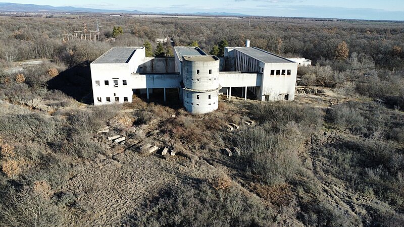 Натиснете снимката за да я уголемите

Име:dji_fly_20250125_151252_43_1737810786376_photo_optimized.jpg
Прегледи:149
Размер:779.1 КБ
ID:6986260