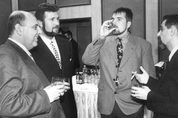 Натиснете снимката за да я уголемите

Име:Boko_SIC600pix.jpg
Прегледи:202
Размер:31.3 КБ
ID:7002840