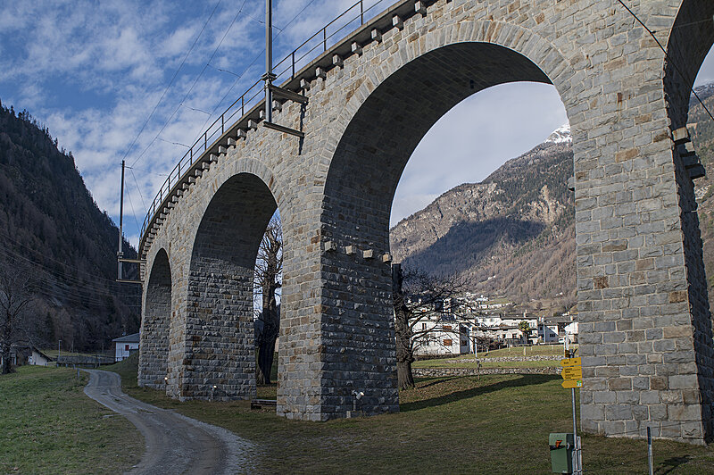 Натиснете снимката за да я уголемите

Име:780_2654.jpg
Прегледи:103
Размер:2.46 МБ
ID:7021565
