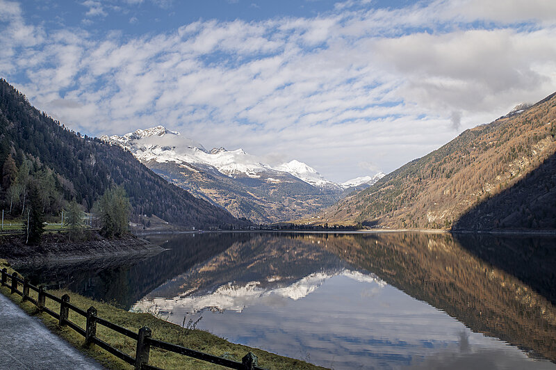Натиснете снимката за да я уголемите

Име:780_2702.jpg
Прегледи:106
Размер:1.94 МБ
ID:7021570