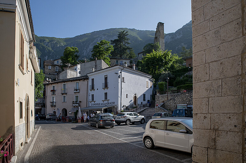 Натиснете снимката за да я уголемите  Име:780_9123.jpg Прегледи:0 Размер:2.43 МБ ID:7022216