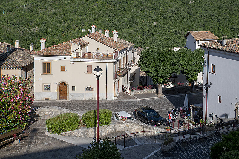 Натиснете снимката за да я уголемите  Име:780_9117.jpg Прегледи:0 Размер:3.13 МБ ID:7022218