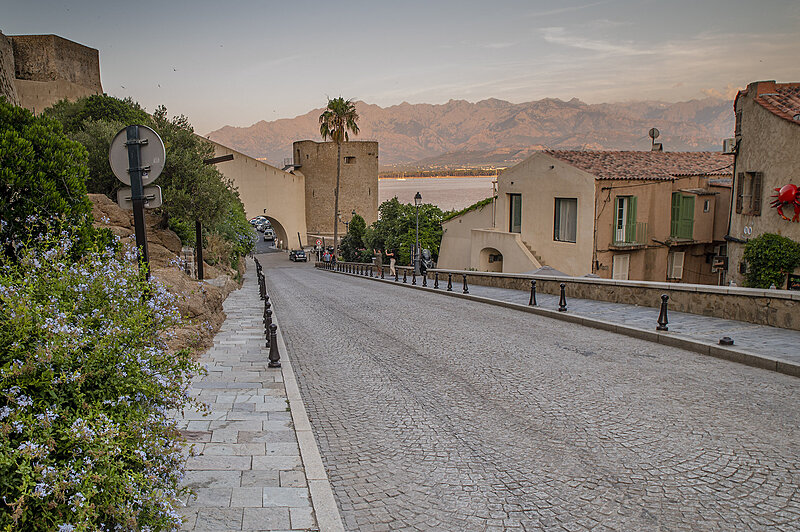 Натиснете снимката за да я уголемите  Име:780_9703.jpg Прегледи:86 Размер:982.2 КБ ID:7022553