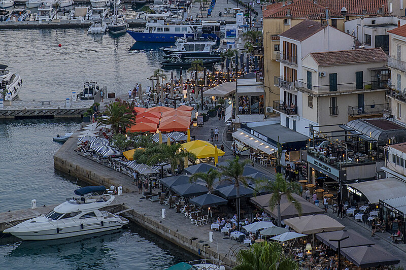 Натиснете снимката за да я уголемите  Име:780_9742.jpg Прегледи:86 Размер:1.01 МБ ID:7022561