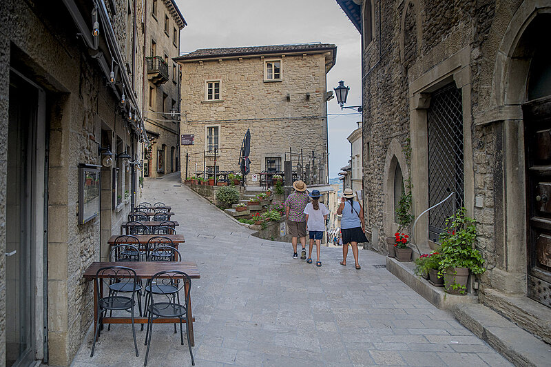 Натиснете снимката за да я уголемите  Име:780_9990.jpg Прегледи:99 Размер:840.4 КБ ID:7022688