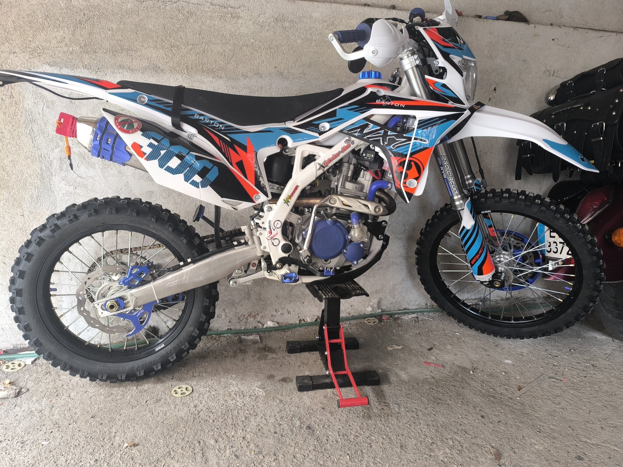 Натиснете снимката за да я уголемите

Име:IMG_20260325_165932.jpg
Прегледи:41
Размер:881.9 КБ
ID:7032617