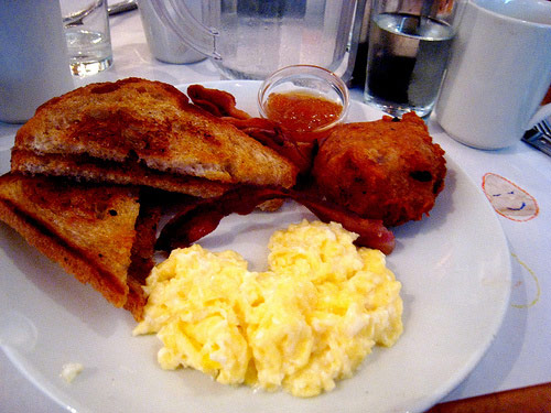 Натиснете снимката за да я уголемите

Име:20080617-egg-williamsburg.jpg
Прегледи:1
Размер:64.1 КБ
ID:5317196
