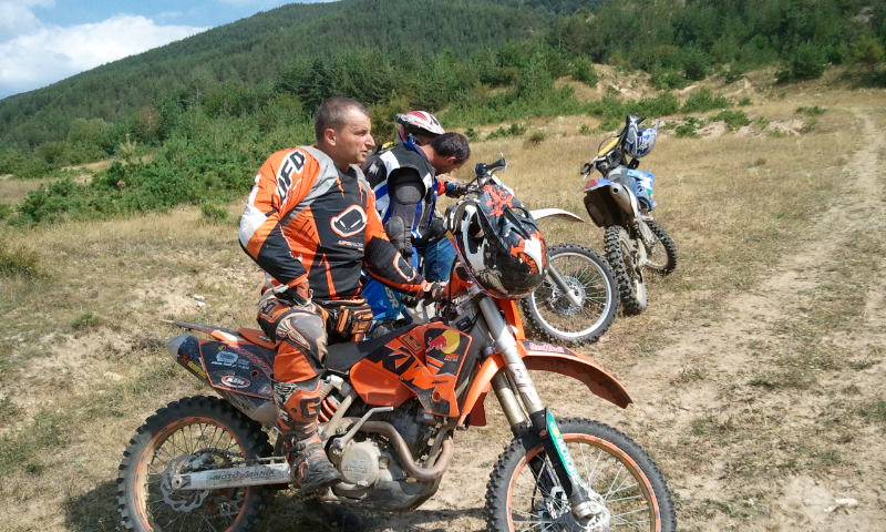 Натиснете снимката за да я уголемите

Име:2012-08-18 15.55.12.jpg
Прегледи:1
Размер:122.5 КБ
ID:5404401