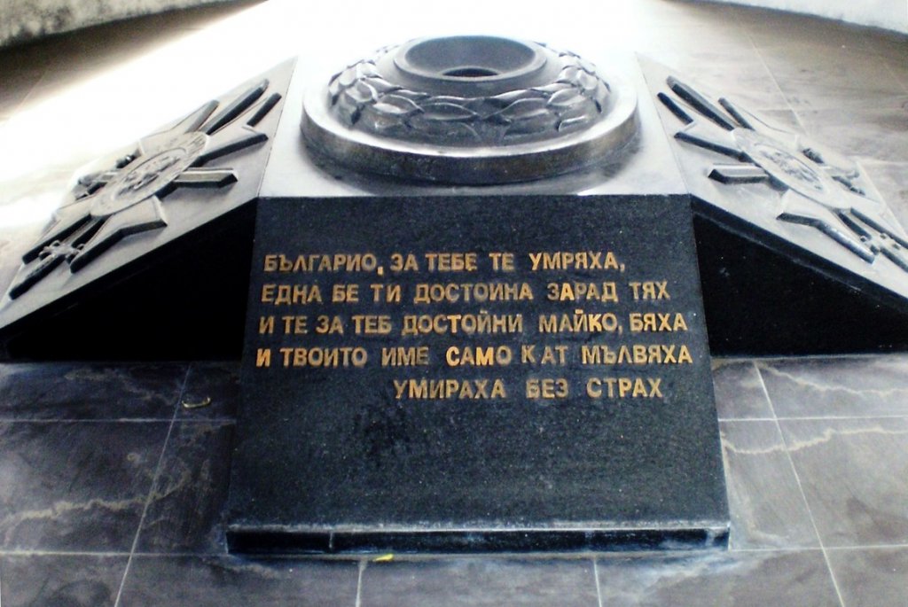 Натиснете снимката за да я уголемите

Име:post-2642-0-59817500-1413831488.jpg
Прегледи:1
Размер:128.3 КБ
ID:5645913