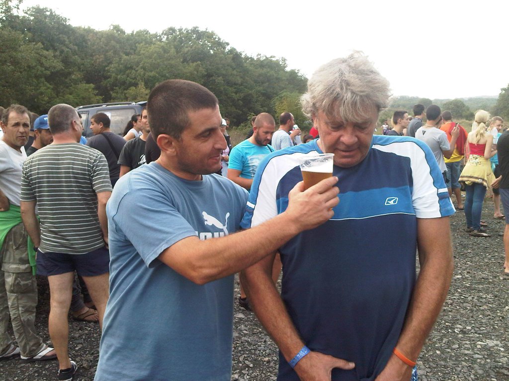 Натиснете снимката за да я уголемите

Име:IMG-20140906-00046.jpg
Прегледи:1
Размер:164.1 КБ
ID:5637024