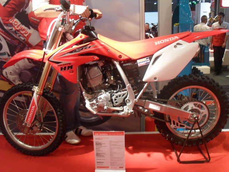 Натиснете снимката за да я уголемите

Име:fiera Milano 073 (800x600).jpg
Прегледи:1
Размер:265.3 КБ
ID:5225842